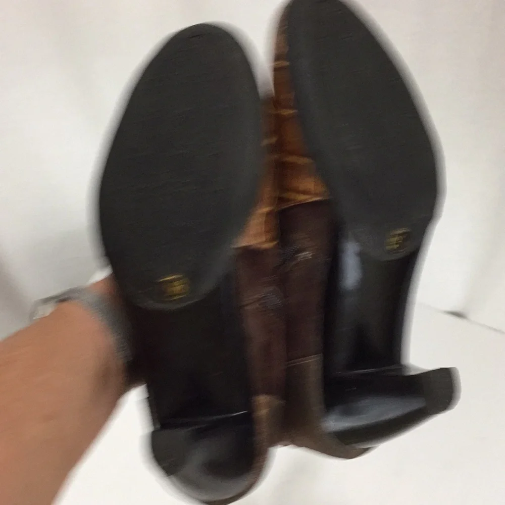 Helle Comfort Brenna  Mixed Media , Suede, Leather, Gold Embossed Bootie 36